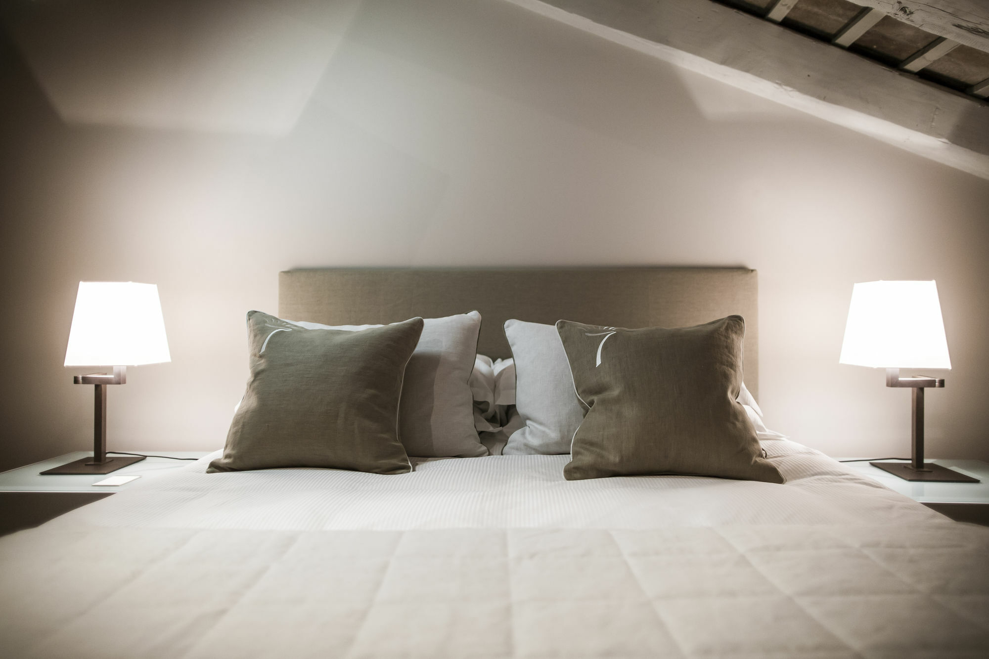 Seven Historical Suites Τεργέστη Εξωτερικό φωτογραφία